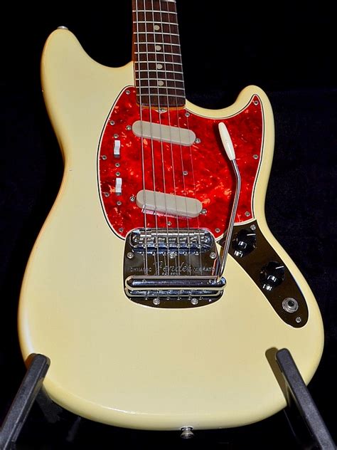 fender mustang guitar for sale australia